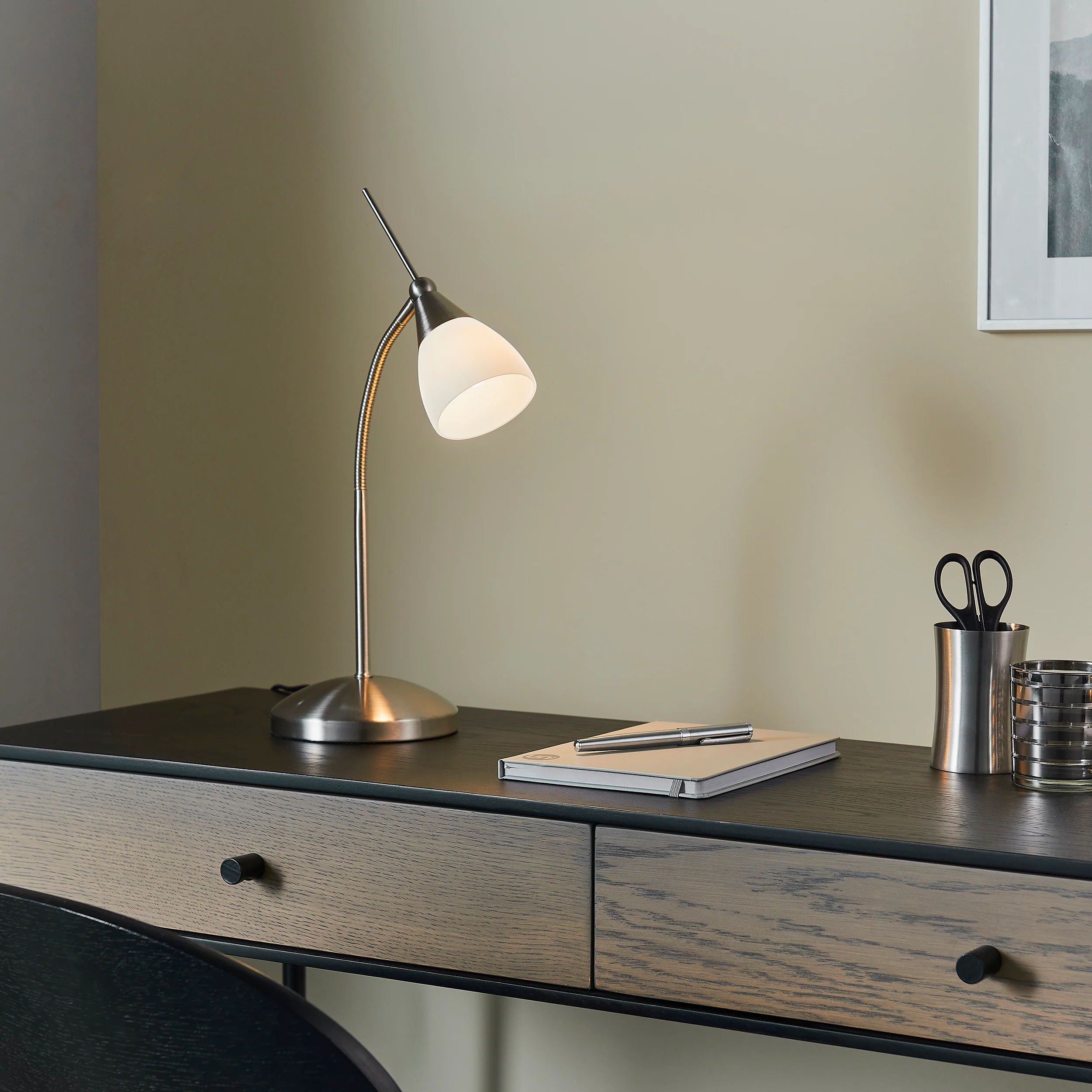 Endon 652-TLSC Range 1lt Table - Image 2